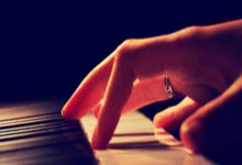 体坛名场面｜决胜局双方打成9比9平，国人不敢看，没想到孙颖莎创造奇迹.